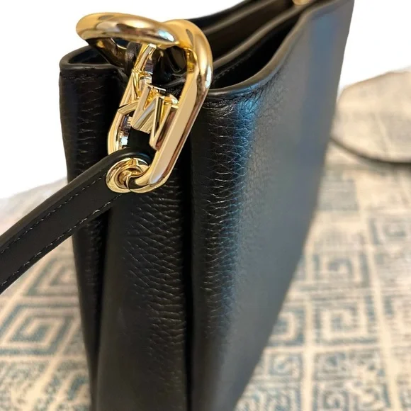 Michael Kors black crossbody bag NWT - Picture 7 of 10
